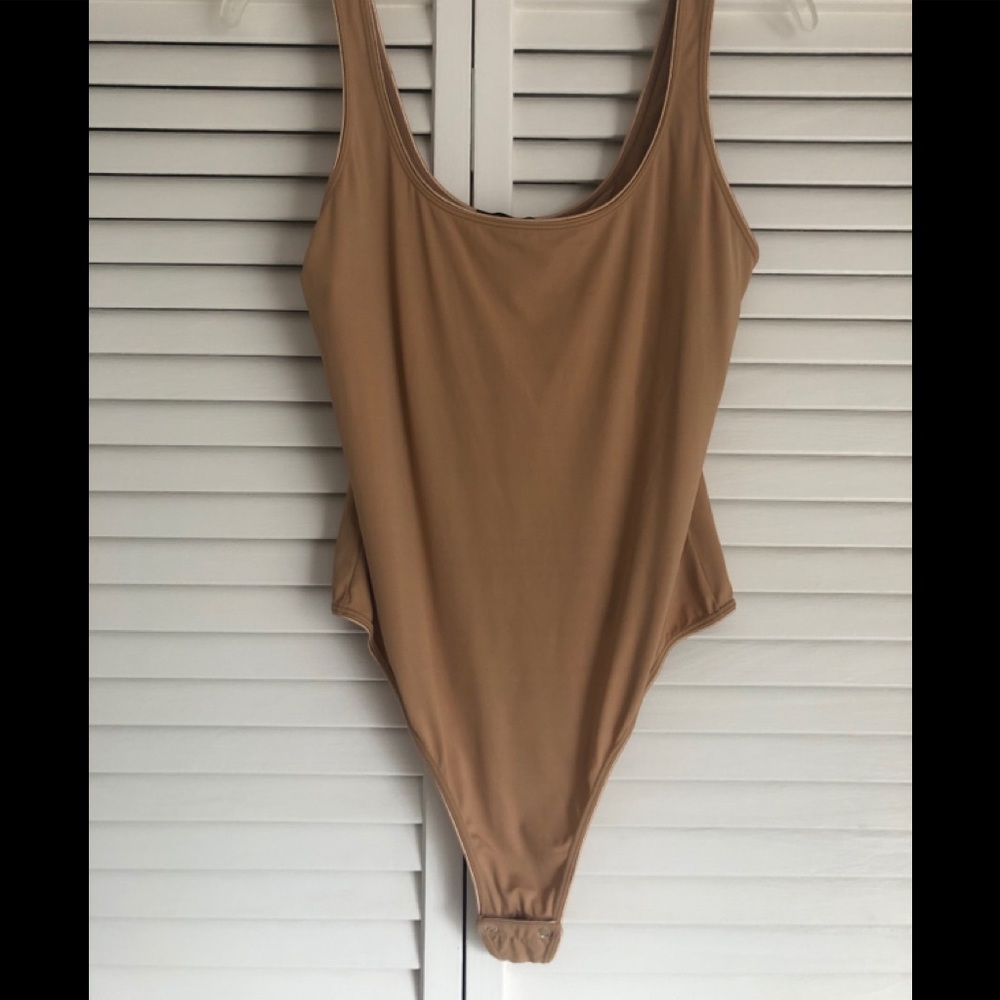 Cosabella body suit size large new with tags